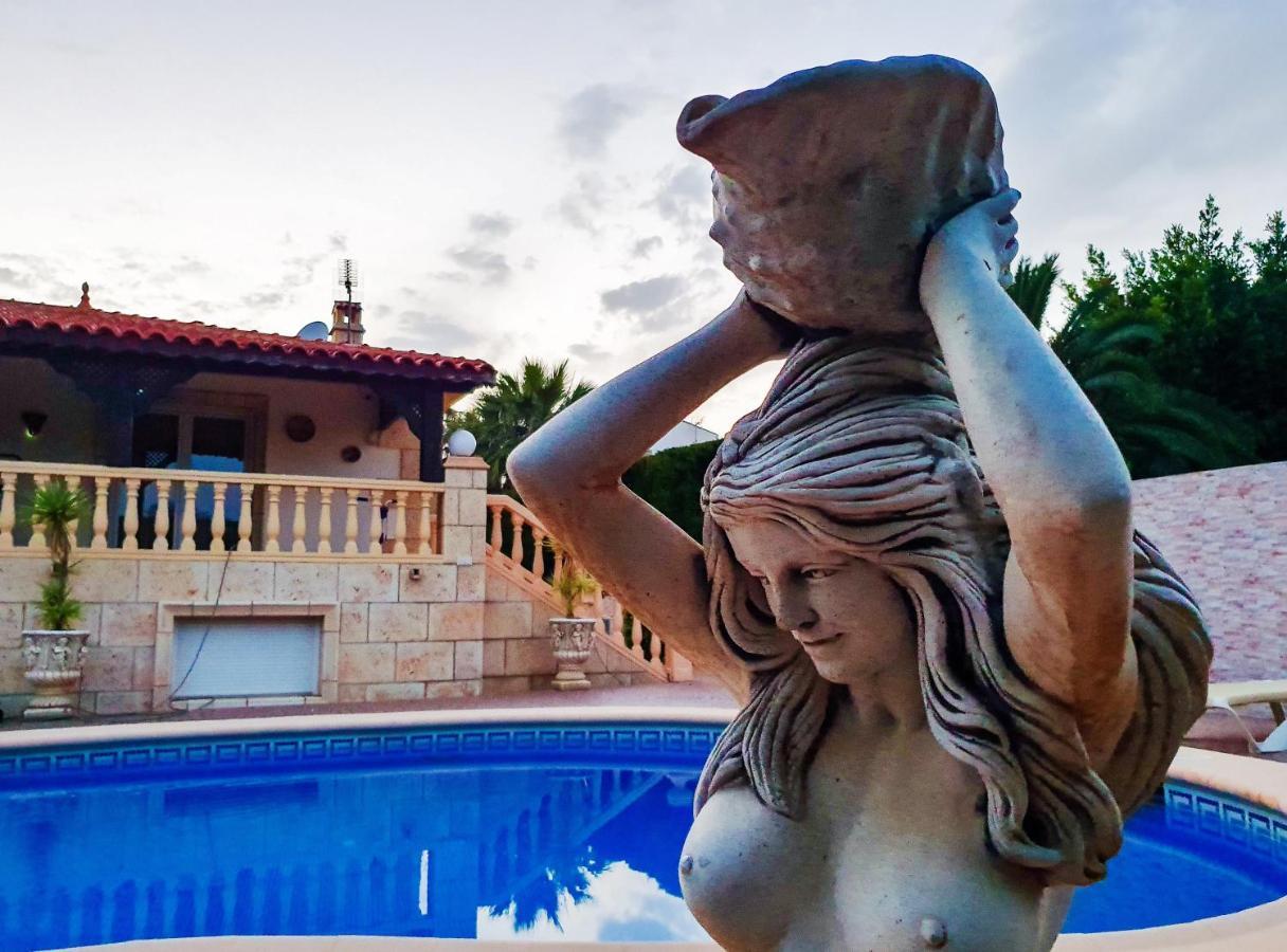 Villa Tres Palmeras muy cerca de Albir y Benidorm L'Alfas del Pi Exterior foto