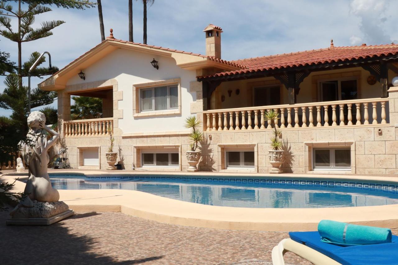 Villa Tres Palmeras muy cerca de Albir y Benidorm L'Alfas del Pi Exterior foto