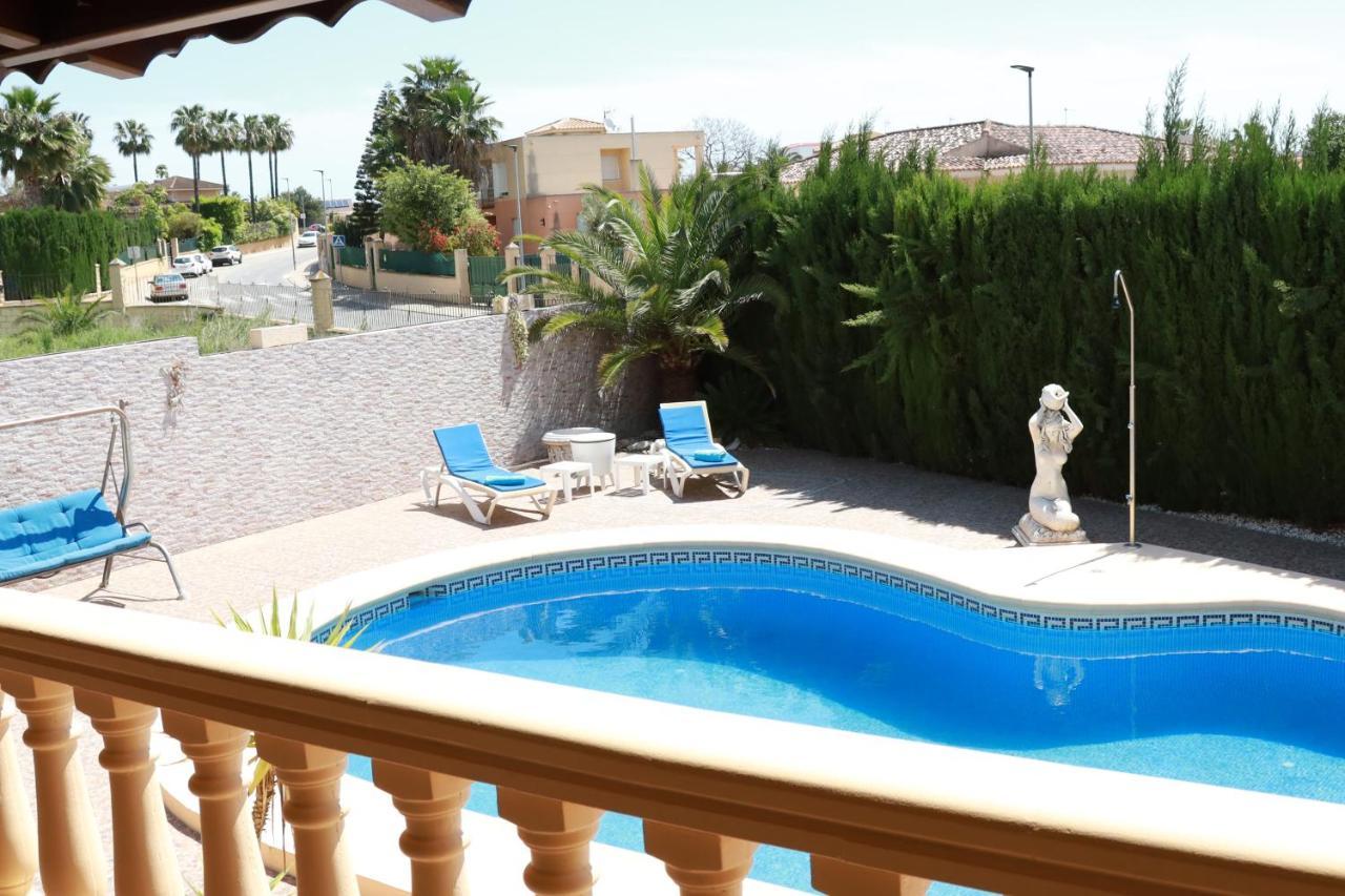 Villa Tres Palmeras muy cerca de Albir y Benidorm L'Alfas del Pi Exterior foto