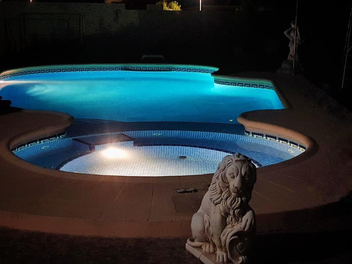 Villa Tres Palmeras muy cerca de Albir y Benidorm L'Alfas del Pi Exterior foto